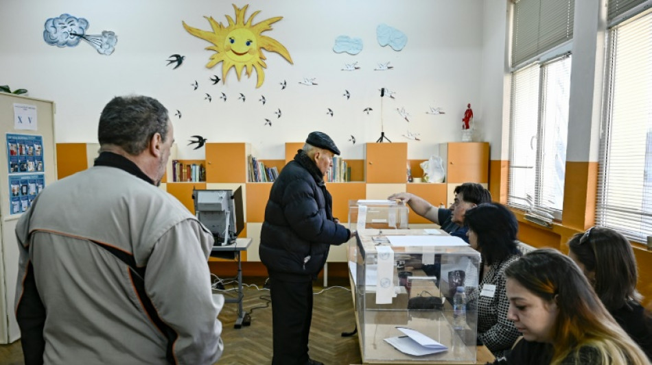 Nachwahlbefragungen: Konservative und Liberale bei Wahl in Bulgarien gleichauf