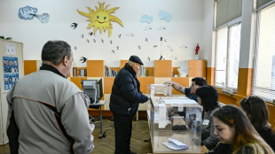 Nachwahlbefragungen: Konservative und Liberale bei Wahl in Bulgarien gleichauf