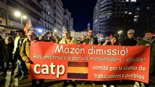 Milhares se manifestam em Val&ecirc;ncia contra atua&ccedil;&atilde;o das autoridades nas inunda&ccedil;&otilde;es de outubro
