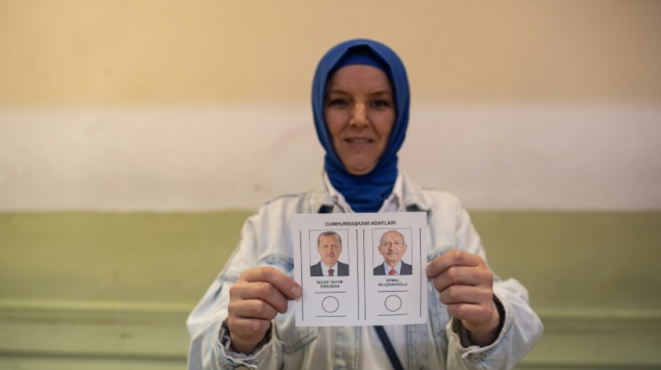 Stichwahl um Präsidentenamt in der Türkei hat begonnen