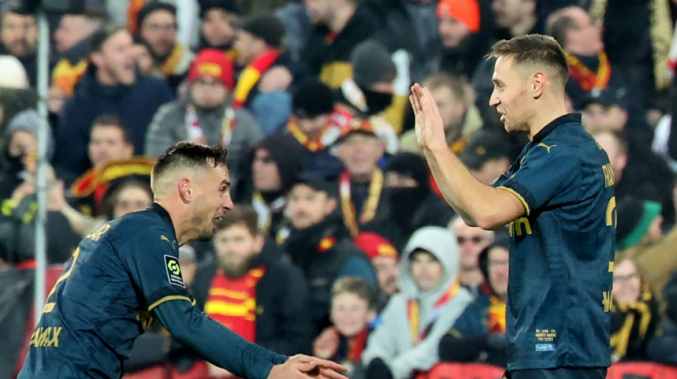 Ap&oacute;s sofrer goleada na Champions, Lens vence lanterna Lyon e &eacute; 6&ordm; do Franc&ecirc;s