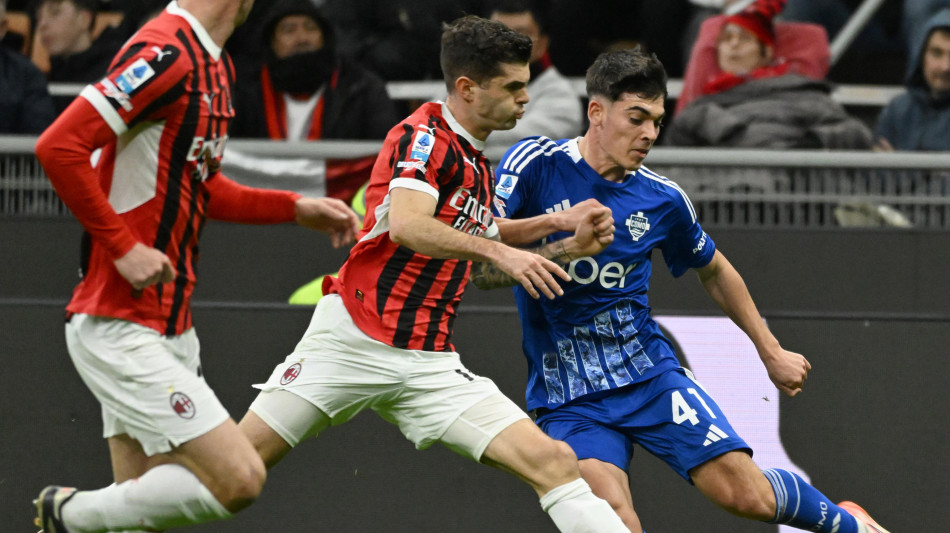 Il Como ufficializza l'acquisto di Alex Valle