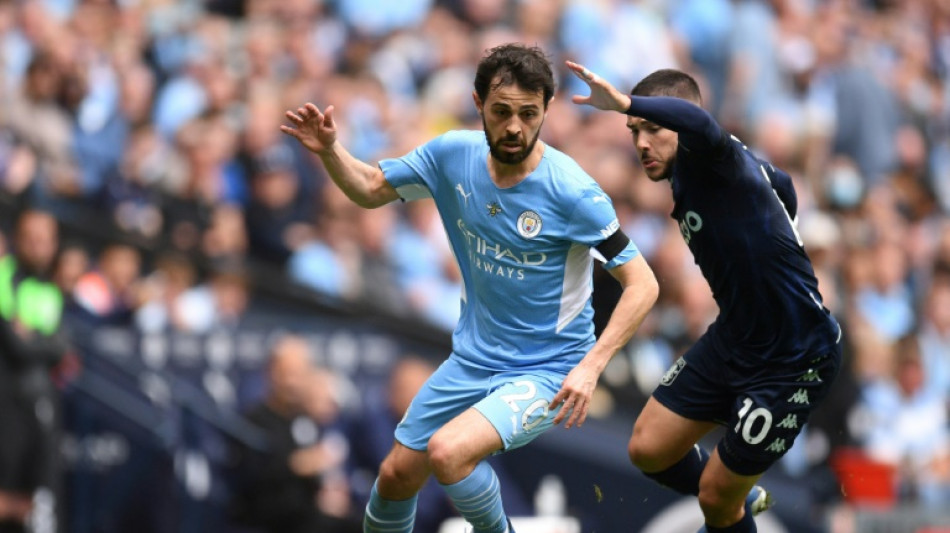 Silva says Man City know what he wants amid Barcelona links
