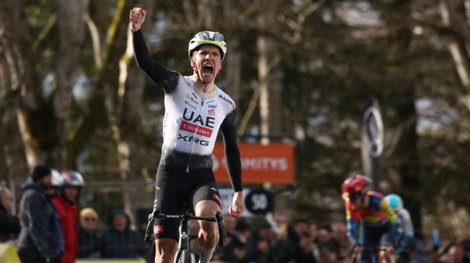 Almeida takes fourth stage of Tour of Switzerland with injured Thomas out