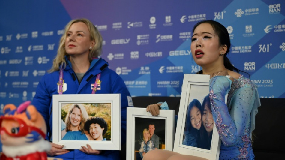 "Pour eux": hommage en Chine &agrave; la m&eacute;moire des patineurs tu&eacute;s dans le crash de Washington