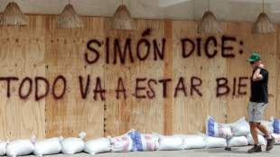 Le cyclone Simon se renforce en s'approchant du Mexique