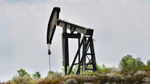 Barril de petr&oacute;leo WTI fecha abaixo de US$ 60, um recorde desde abril de 2021