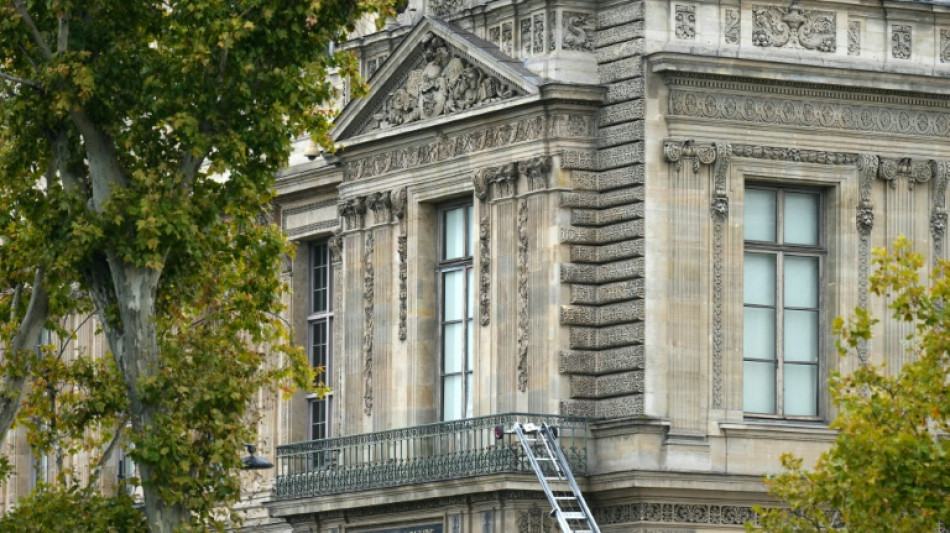 Casse du Louvre: deux premi&egrave;res mises en examen attendues