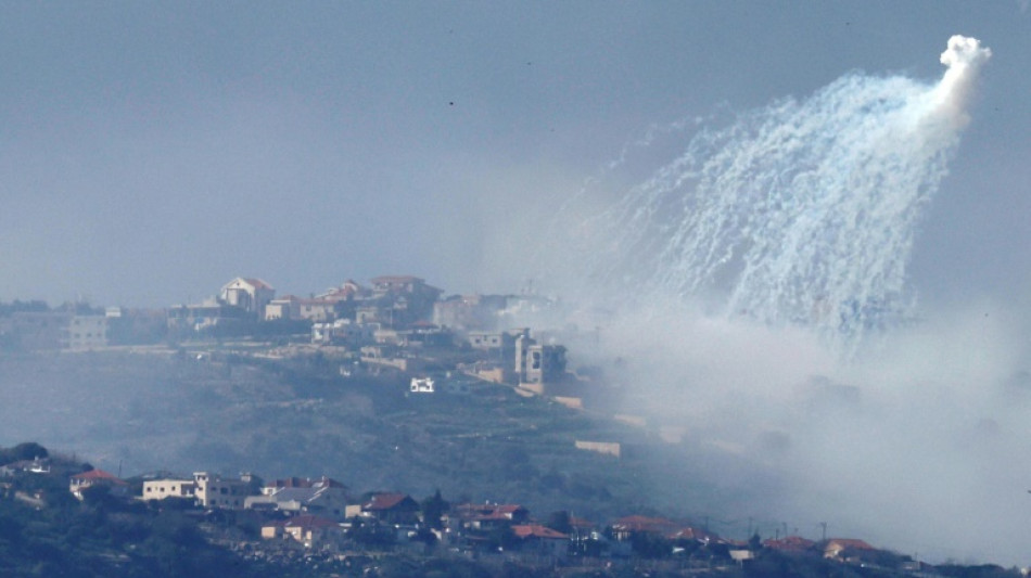Israel &eacute; acusado de usar f&oacute;sforo branco em ataques no sul do L&iacute;bano