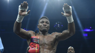 Boxe: Mbilli en salle d'attente pour esp&eacute;rer "titiller" Canelo