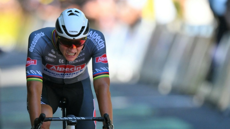 Une pneumonie met fin au Tour de France enchant&eacute; de Mathieu van der Poel