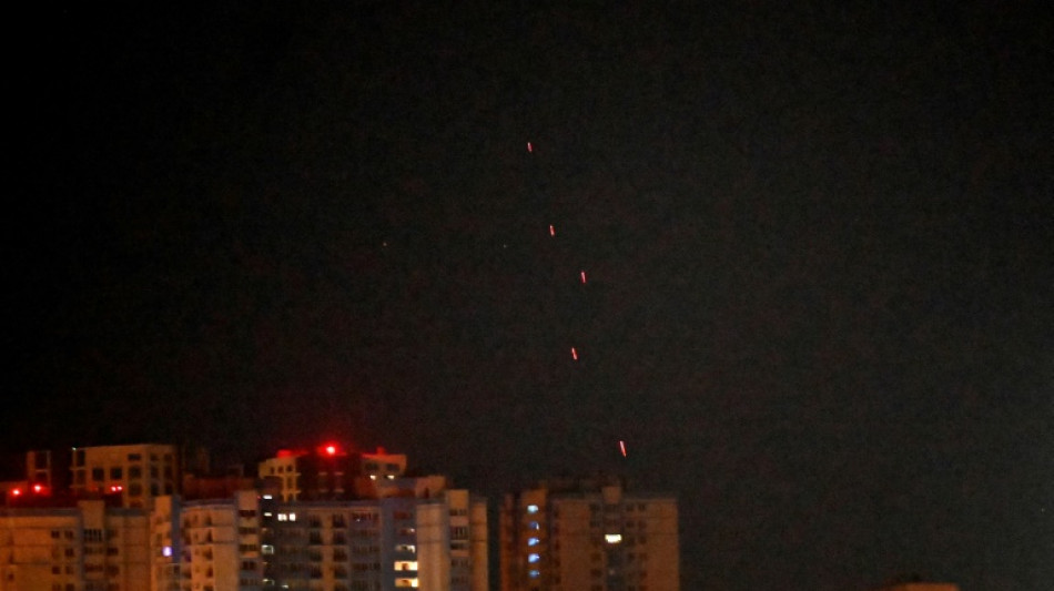 Ukraine: Kiev vis&eacute;e par une importante attaque russe, au moins quatre morts