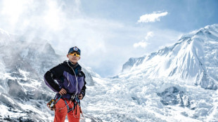 Un nepal&iacute; de 18 a&ntilde;os rompe el r&eacute;cord de la persona m&aacute;s joven en escalar los 14 ochomiles