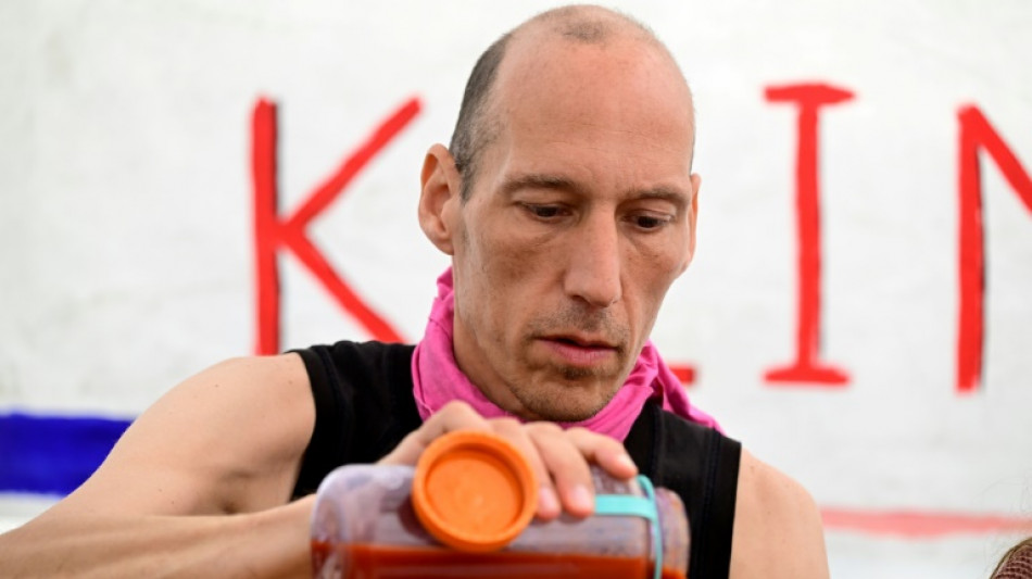 Unos activistas clim&aacute;ticos alemanes ponen fin a una larga huelga de hambre