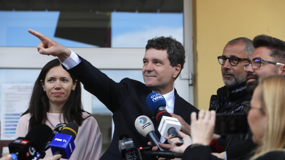 Exit poll Romania, in vantaggio europeista Dan