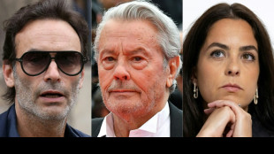 Ator franc&ecirc;s Alain Delon e filhos trocam acusa&ccedil;&otilde;es e processos