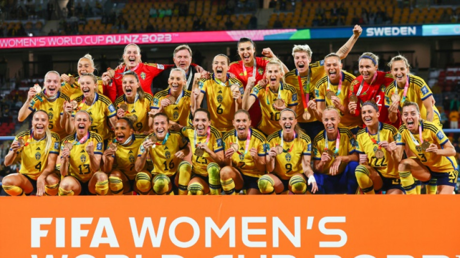 Su&eacute;cia vence Austr&aacute;lia (2-0) e fica com terceiro lugar na Copa feminina