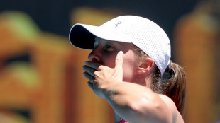 Swiatek atropela Sramkova e vai &agrave; 3&ordf; rodada na Austr&aacute;lia; Bia Haddad bate Erika Andreeva