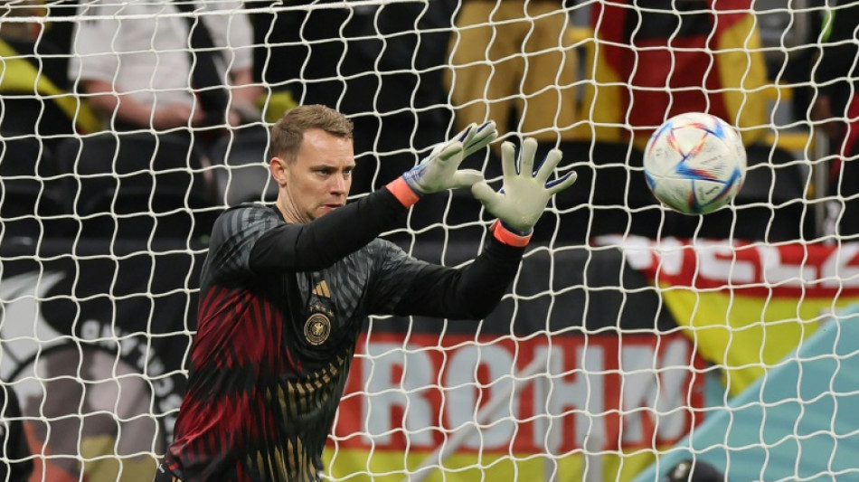 T&eacute;cnico da Alemanha n&atilde;o garante titularidade de Neuer ap&oacute;s les&atilde;o