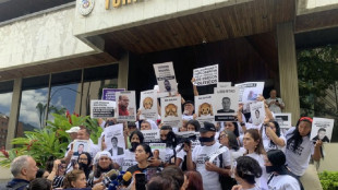 Venezuela, parenti dei detenuti politici davanti alle ambasciate