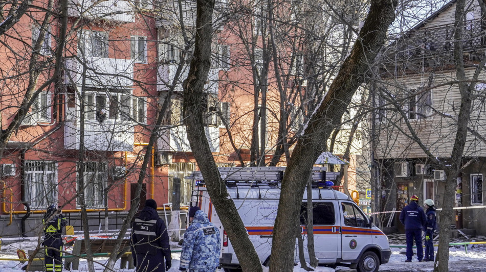 Attacco ucraino con droni su Rostov, quattro feriti