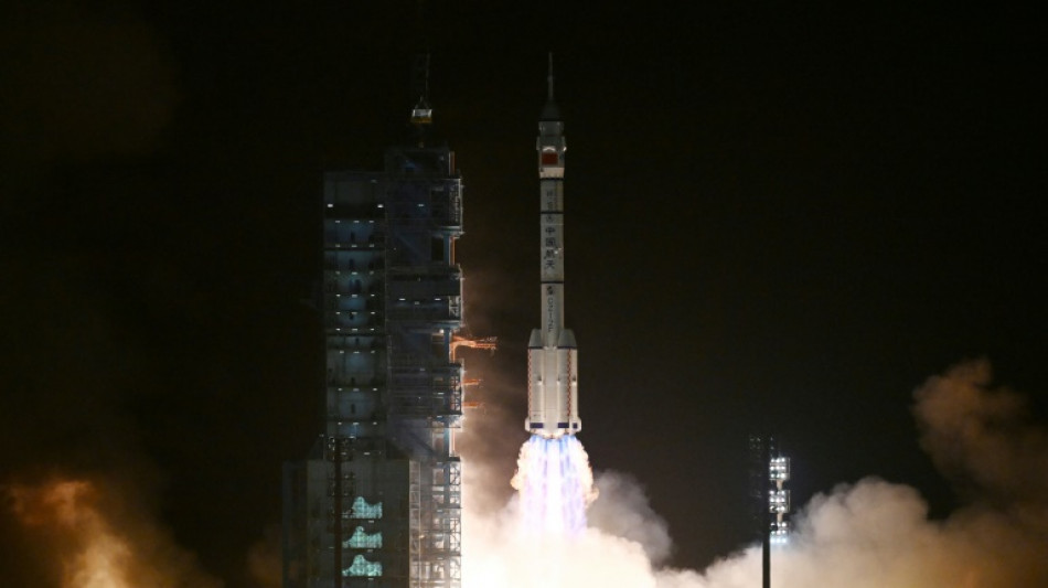 Nave espacial china se acopla con éxito a la estación Tiangong 