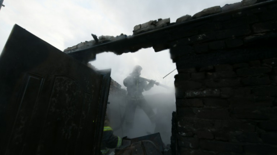 Des attaques nocturnes russes tuent deux civils en Ukraine