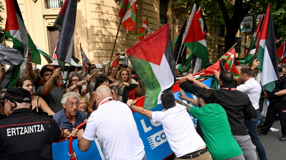 Manifestations propalestiniennes: renforts de police "extraordinaires" pour les deux derni&egrave;res &eacute;tapes de la Vuelta