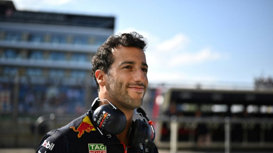Ricciardo substituir&aacute; Nyck de Vries na AlphaTauri at&eacute; o fim da temporada