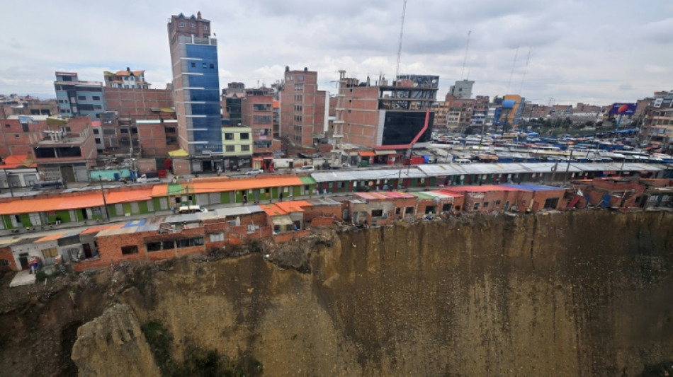 A vida &agrave; beira da trag&eacute;dia em casas constru&iacute;das em perigosas encostas na Bol&iacute;via
