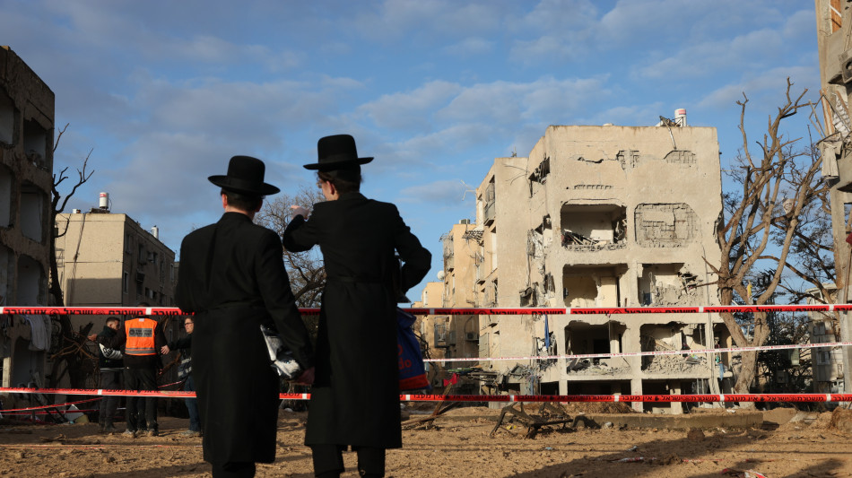 Media israeliani, '175 feriti negli attacchi a Dimona e Arad'