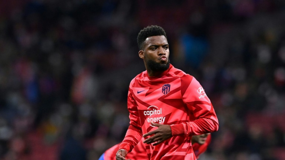 Lemar sufre una lesi&oacute;n muscular en el muslo 