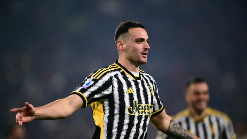 Gatti strikes again to send Juventus top