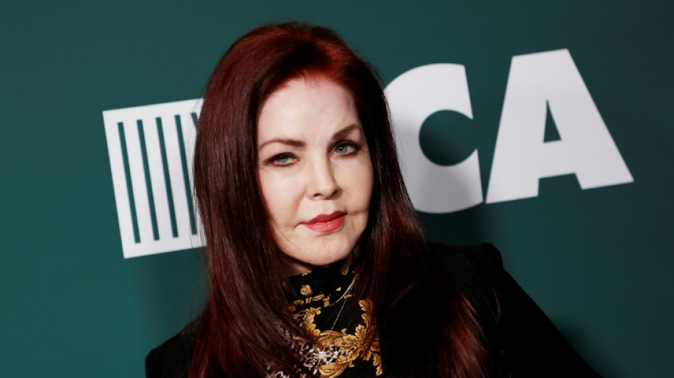 Priscilla Presley versucht nach Schicksalsschl&auml;gen positiv auf Leben zu blicken