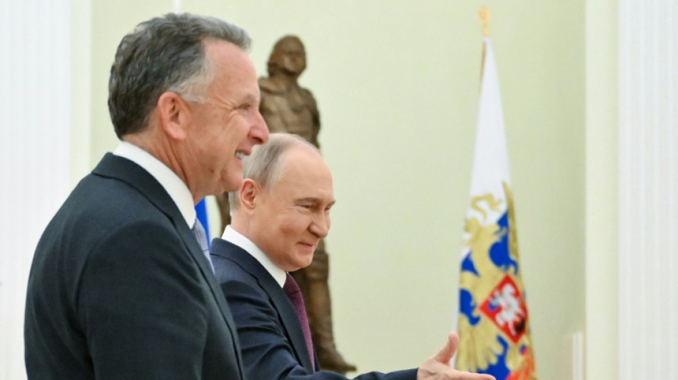 Putin e emiss&aacute;rio americano falam de poss&iacute;veis 'negocia&ccedil;&otilde;es diretas' com Kiev para tr&eacute;gua