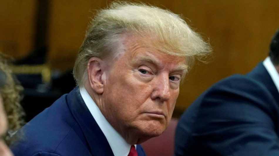 Trump retira processo de US$ 500 milh&otilde;es contra seu ex-advogado Michael Cohen