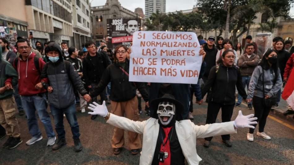 Governo peruano suspende chefe da pol&iacute;cia de Lima ap&oacute;s protestos violentos