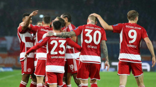 Fortuna st&uuml;rmt auf Platz eins - F&uuml;rth deklassiert Osnabr&uuml;ck