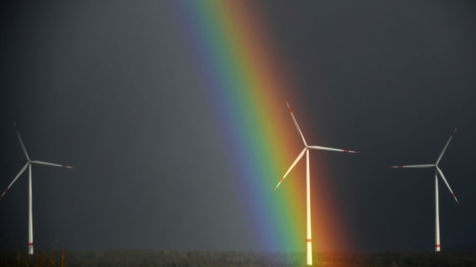 EU says 'well on track' to reach 2030 climate targets
