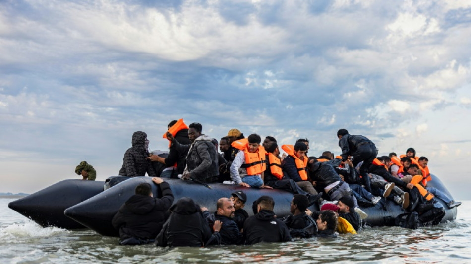 Francia rescata en dos días a casi 300 migrantes en el mar