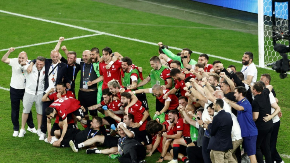 Ge&oacute;rgia vence Portugal (2-0) e vai &agrave;s oitavas da Eurocopa