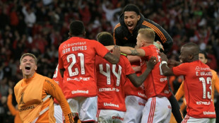 Inter vence River nos p&ecirc;naltis no Beira-Rio e avan&ccedil;a &agrave;s quartas da Libertadores