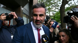 Proc&egrave;s Maradona : la d&eacute;fense plaide l'innocence du m&eacute;decin accus&eacute; principal, selon elle "bouc &eacute;missaire" de l'affaire