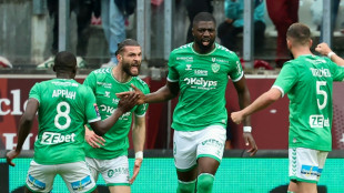 Deux ans après, Saint-Étienne retrouve la Ligue 1 et envoie Metz en Ligue 2