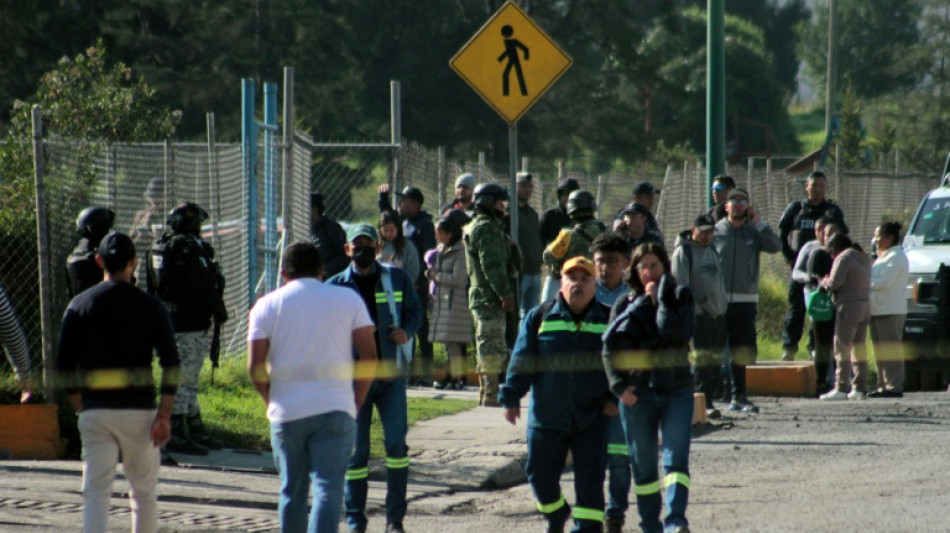 Explos&atilde;o em sider&uacute;rgica deixa 12 mortos no M&eacute;xico