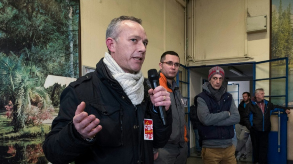 Au Mondial de l'Auto, la CGT demande un "changement de cap industriel"