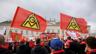 IG Metall und VW-Besch&auml;ftigte bei Auftakt von Tarifverhandlungen k&auml;mpferisch