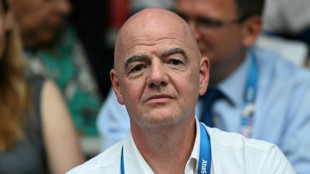 Fifa &eacute; denunciada por sindicatos de jogadores e ligas devido ao calend&aacute;rio sobrecarregado