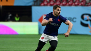 Rugby à VII: tout roule pour les Bleus, Dupont joue ses premières minutes