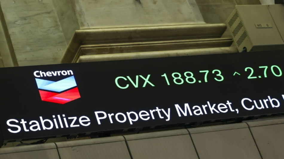 El petr&oacute;leo se aplaca y las bolsas se estabilizan en Asia ante la crisis en Oriente Medio